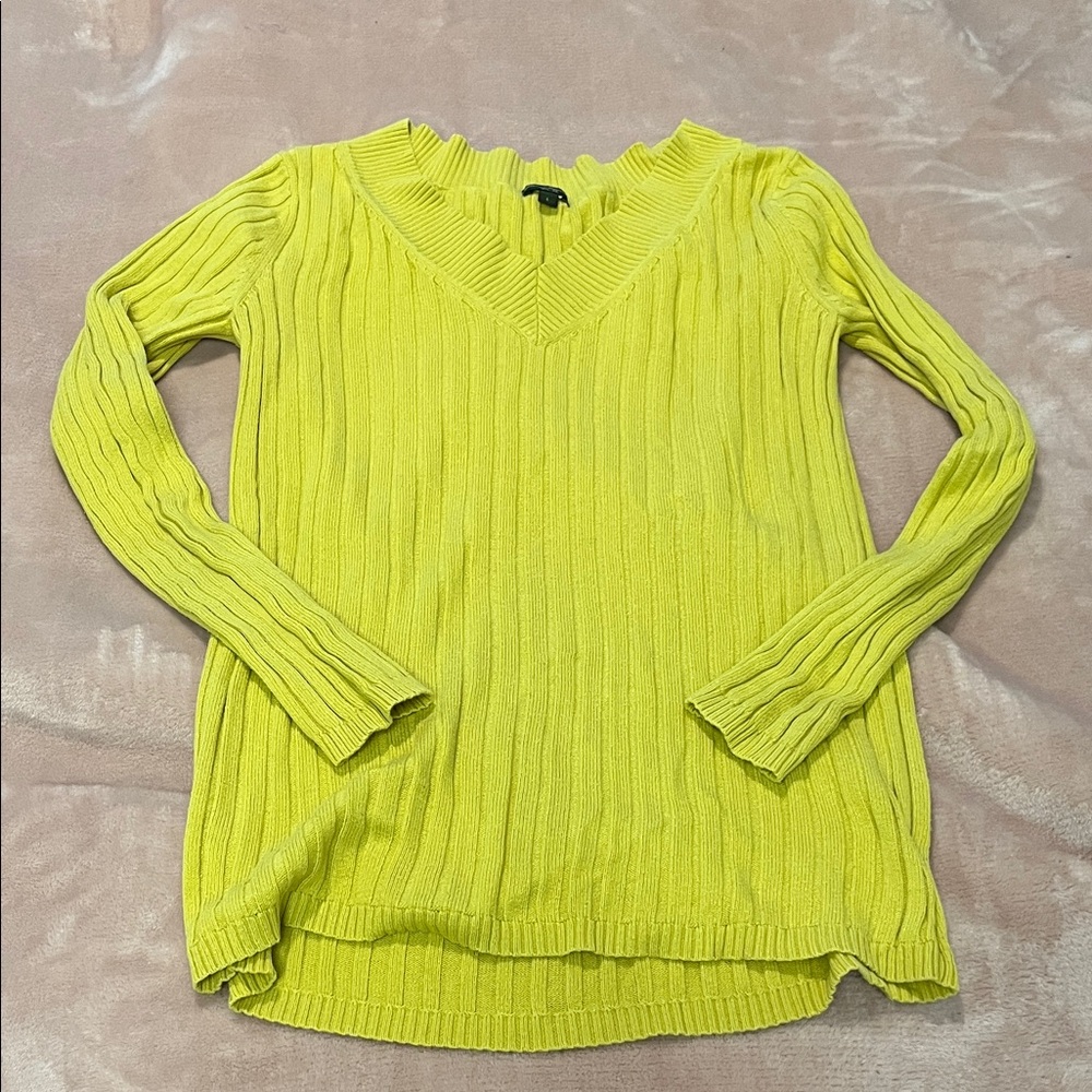 Eddie Bauer Green-Yellow Ribbed V-Neck Sweater